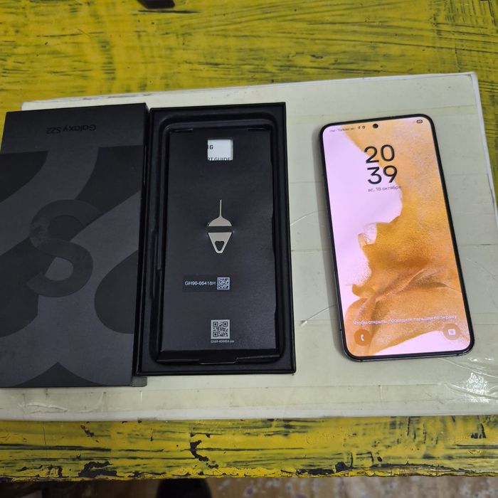 Samsung S22. 128 гб