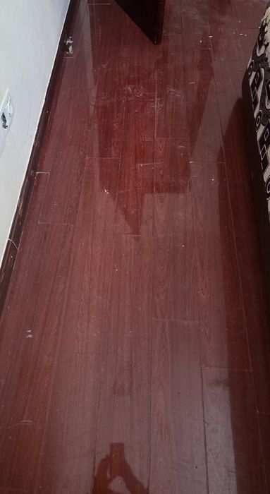 Ламинат бесплатно