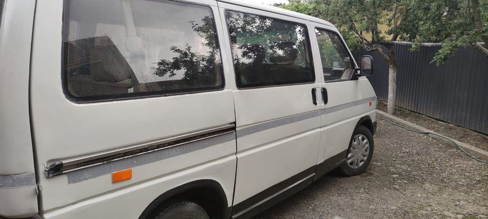 Vând Volkswagen T4