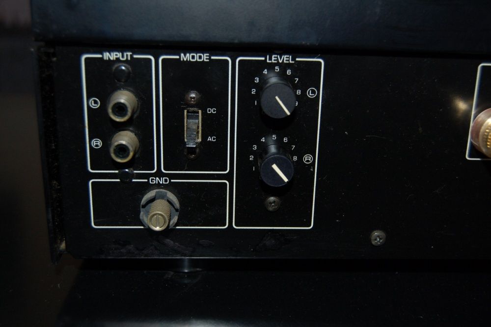 Yamaha B-4 усилитель мощности