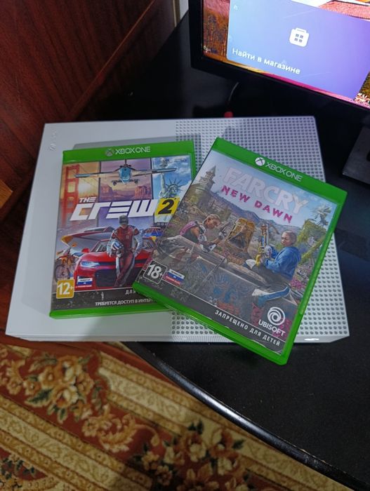 Продам Xbox one 512 Gb
