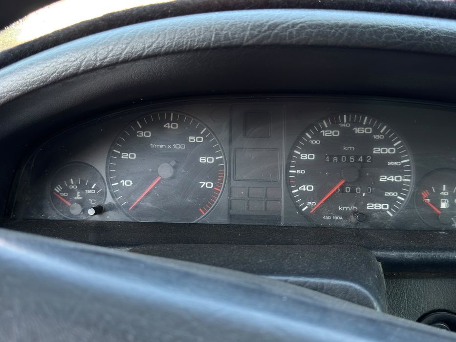 Продам Audi 100 2.6
