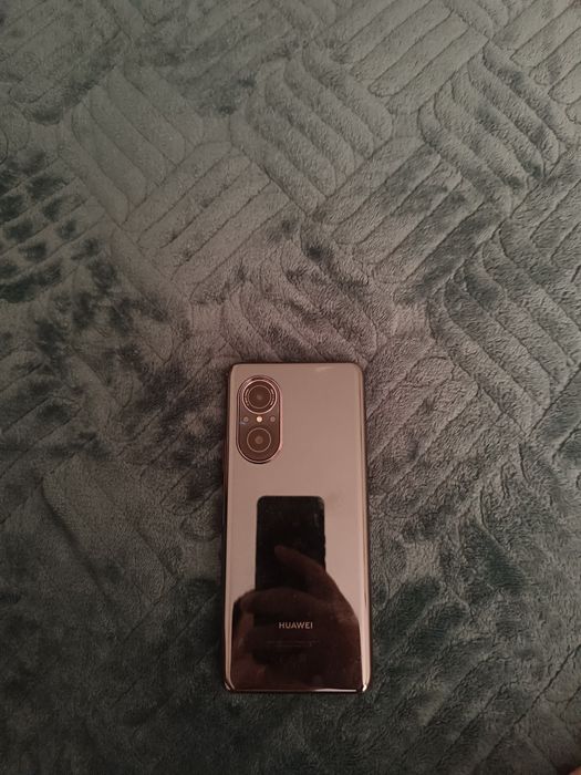 Продаю хоавей срочна
