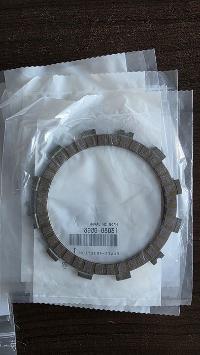 Kawasaki z900 '17-'24  съединител комплект- фрикционни дискове, пруж