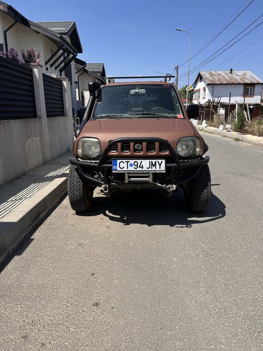 Suzuki Jimny 1.3 benzină 4x4 (JB33) – off-road ready