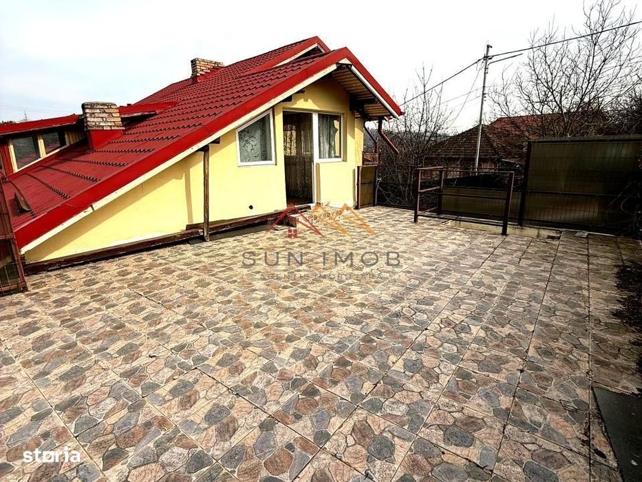 Vila 7 camere, an 1984, garaj, terasa, teren 604 m2, Poiana Campina,PH