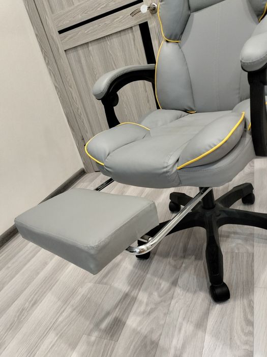 Продам компьютерное кресло