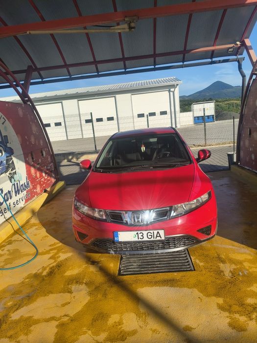 Mașină Honda Civic 1400