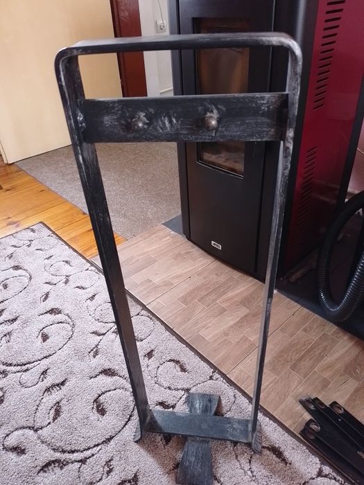 Ковани аксесуари за камина