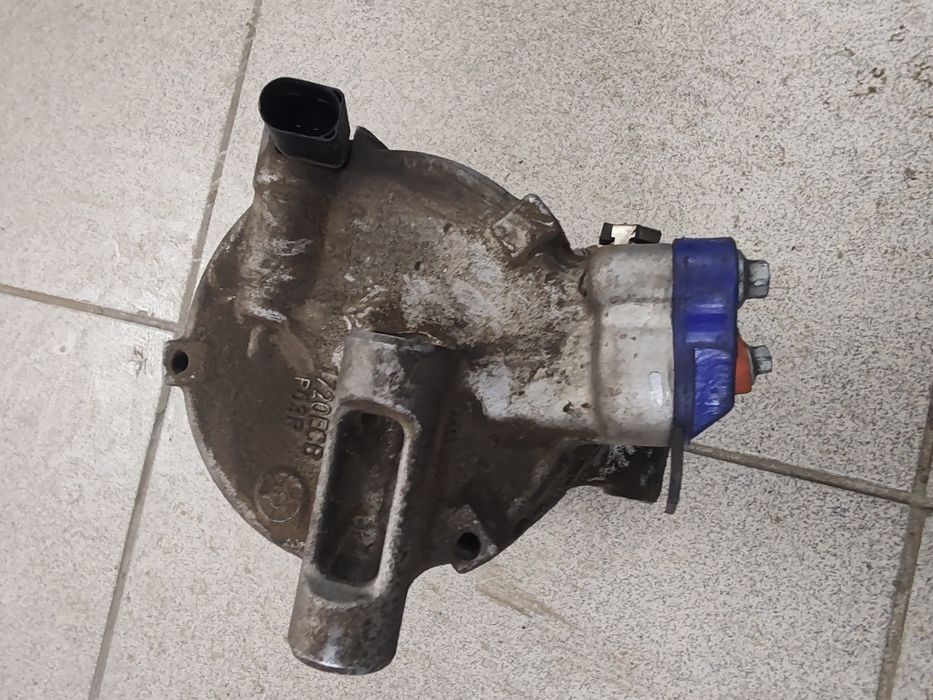 Компрессор кондиционера VAG