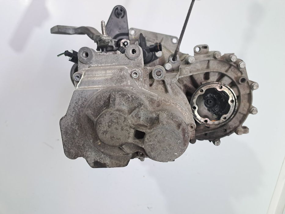 Cutie viteze manuala 6 trepte Volkswagen Touran (1T3) [Fabr 2010-2015]
