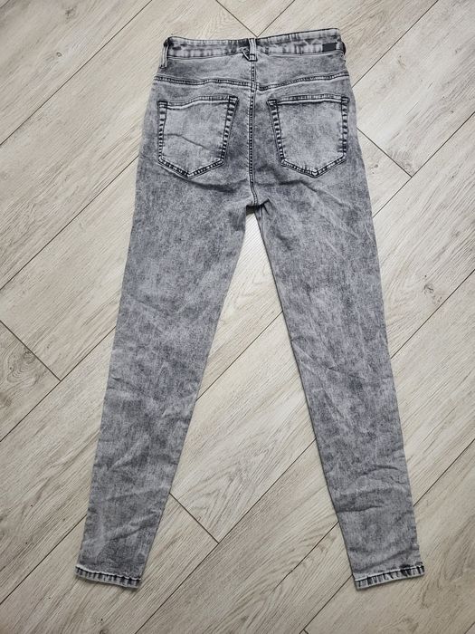 Джинсы Diesel...