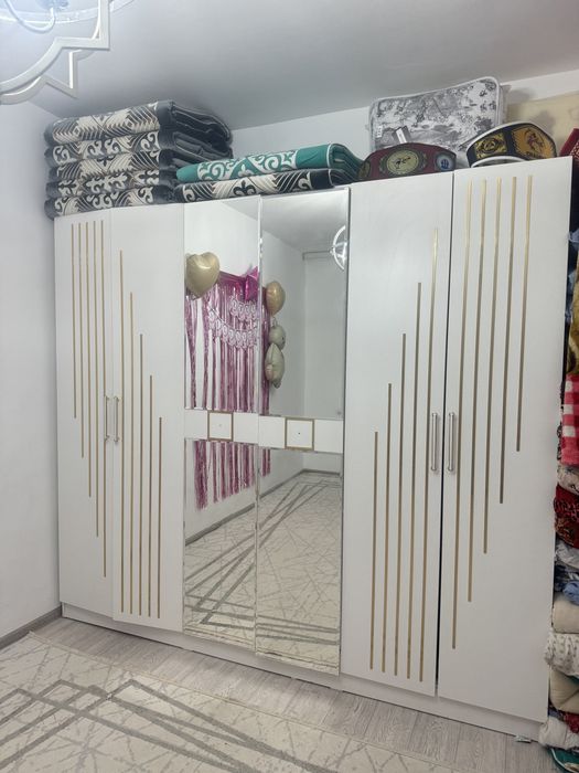 Спальный шкаф сатылады