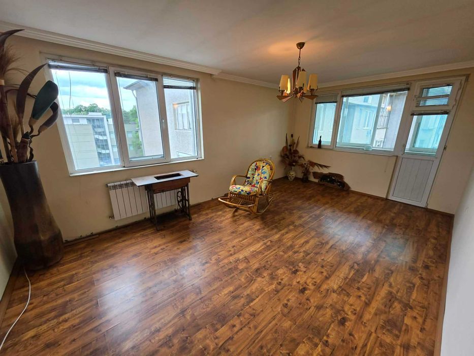 Многостаен апартамент, 120кв.м, кв. Вароша