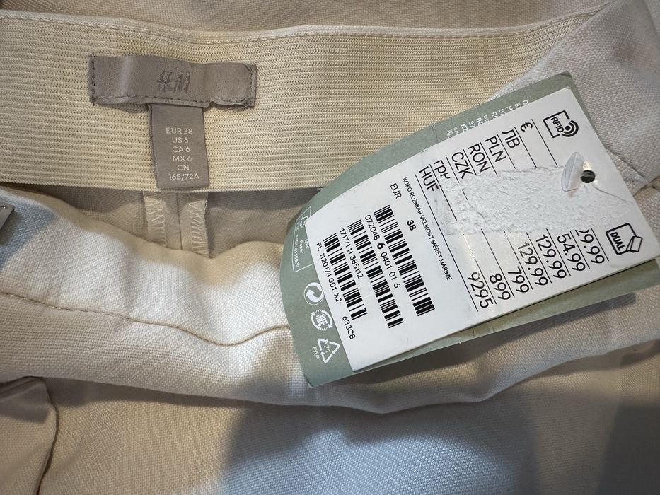 Colanti zara  40 lei , pantaloni h&m eleganti 30 lei