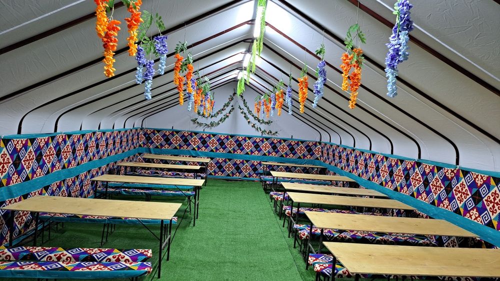 Продам палатку 6×12