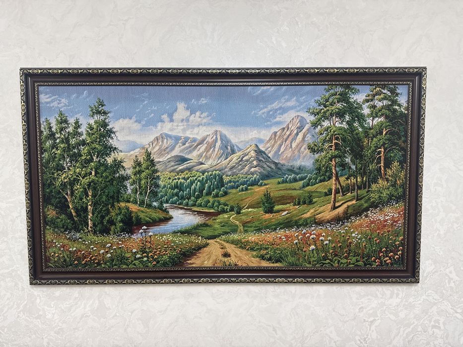 Продам большую картину в раме