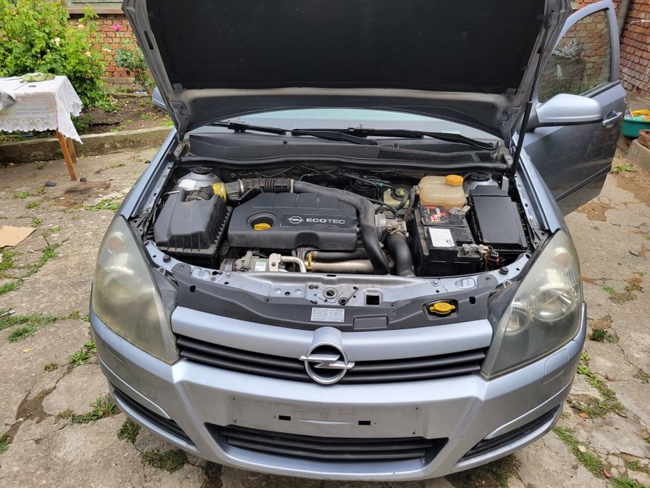 Vând Opel astra h 1.7 cdti.