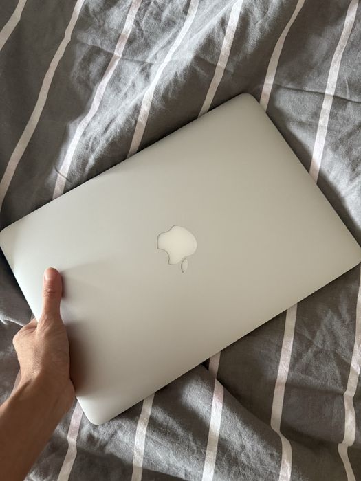 Macbook Pro 13 в отличном состоянии