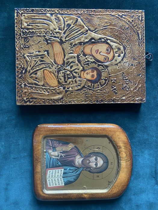 Колекция ръчно рисувани икони, със сребърен обков и други