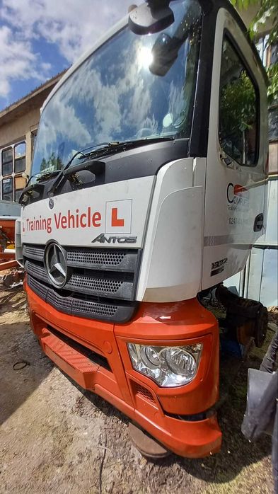 Mercedes-Benz Antos 1832 НА ЧАСТИ