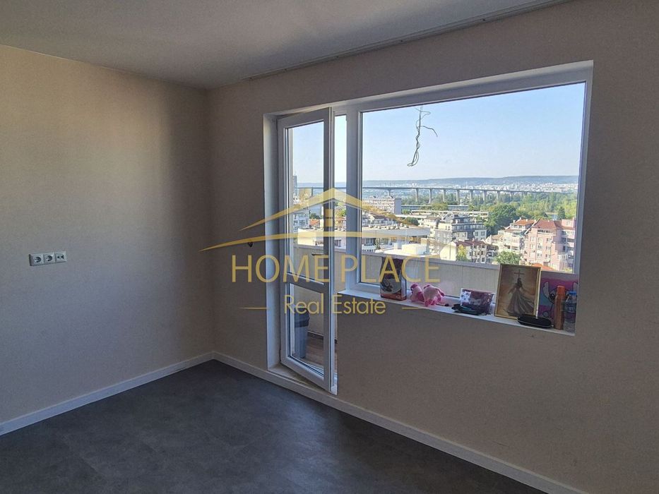 Тристаен в кв. "Аспарухово"