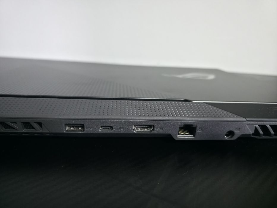 Vand urgent ( negociabil ) Laptop Asus Rog G15 R7 4800H +RTX 3050Ti