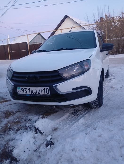 Гранта ФЛ 2021в отличном состоянии