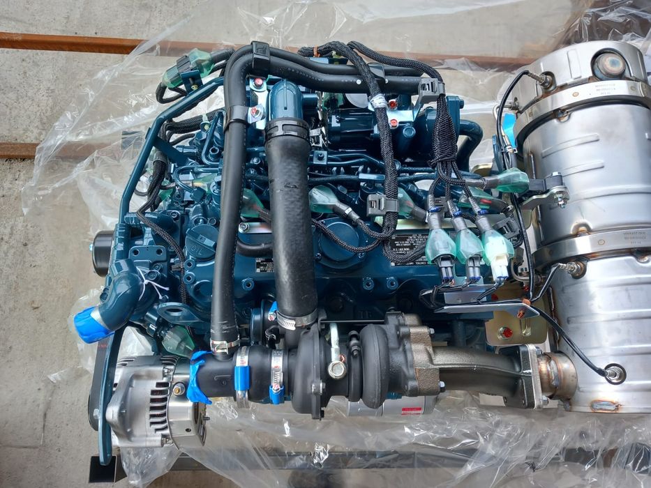 Motor kubota V2403-CR-T-EW03