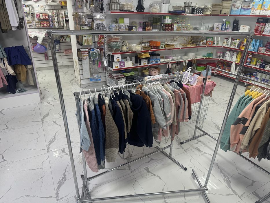 Стойка для одежды