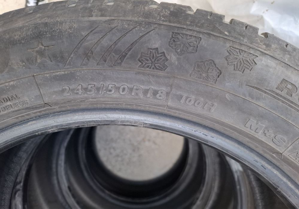 Зимни гуми Dunlop 245 / 50 / 18