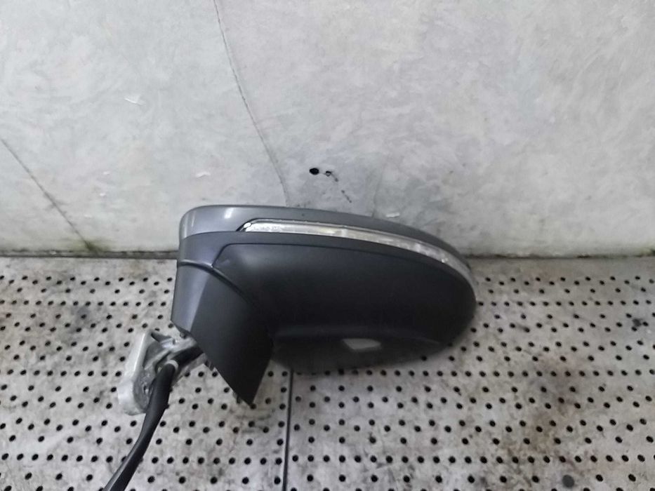 Oglinda electrica stanga vw touran 5t 2016