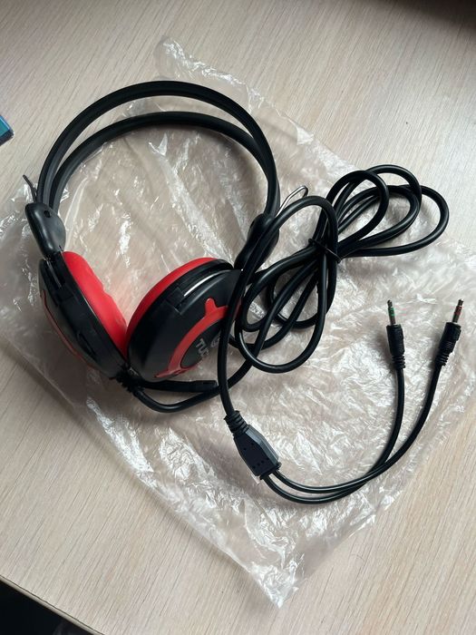 Продам наушники, микрофон