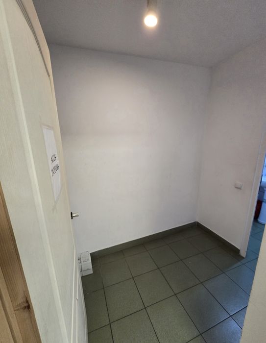 De închiriat. Spațiu comercial