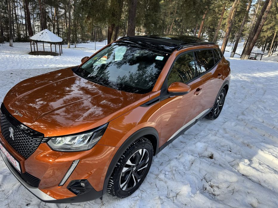 Peugeot 2008 1.5 BlueHDi Allure Panoramic LED Navi Camera Klima PDC