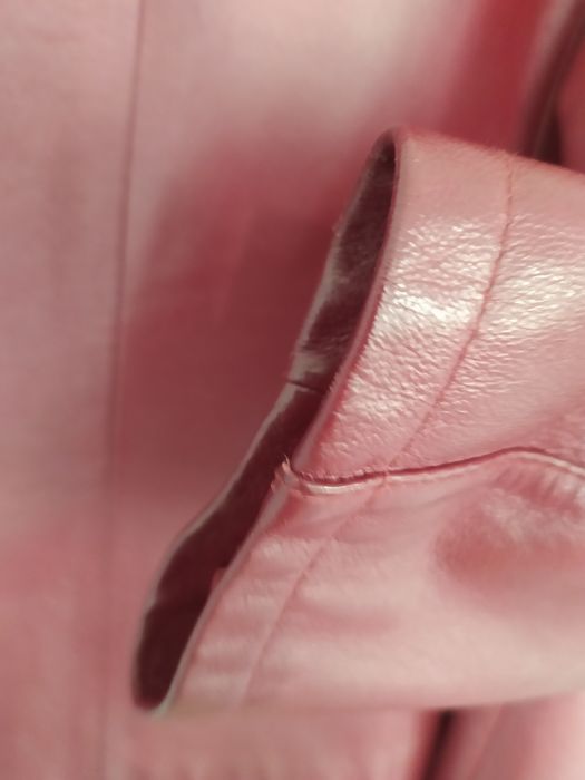 Бордовая куртка для девушек