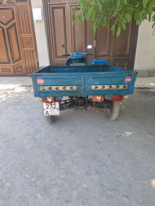 Muravey zapchasga sotiladi