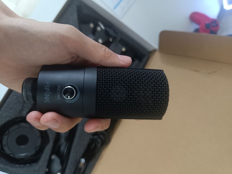 Продам микрофон fifine в отличном состоянии