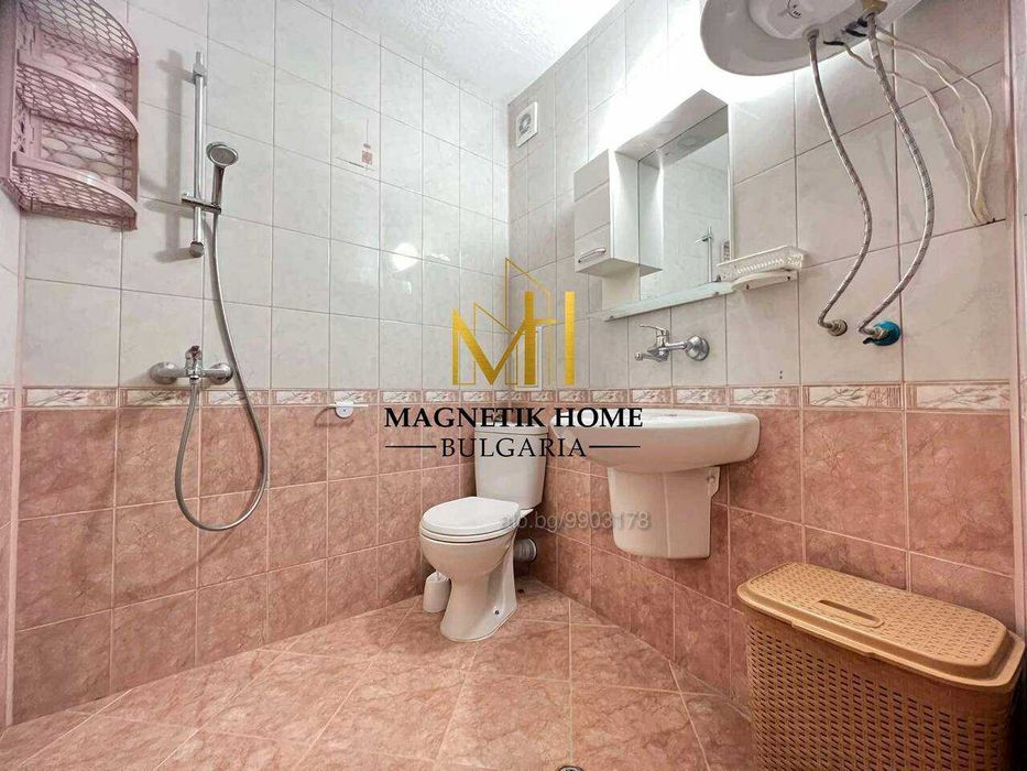 Дава се под наем Двустаен апартамент в Бургас, Център - 65 кв.м за 408 € - Снимка #7