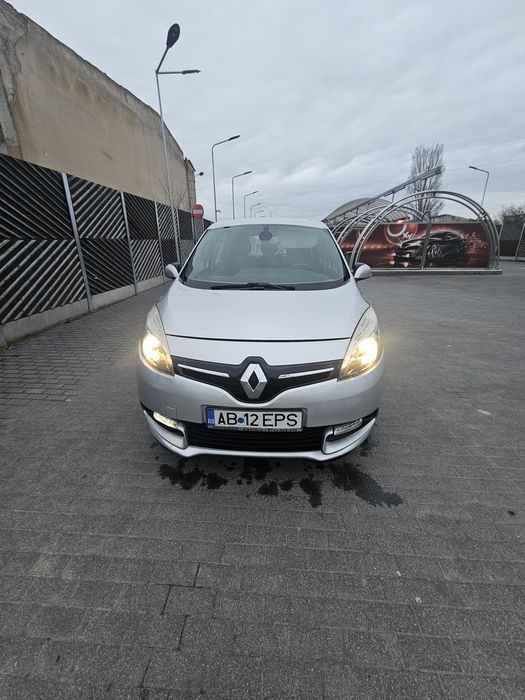 Vând renault grande scenic