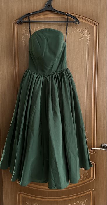 Платье вечернее