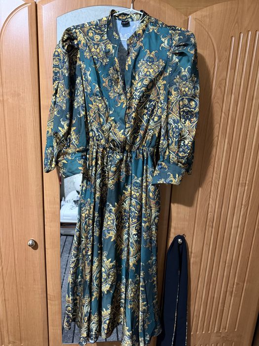 Продам платье в отличном состоянии