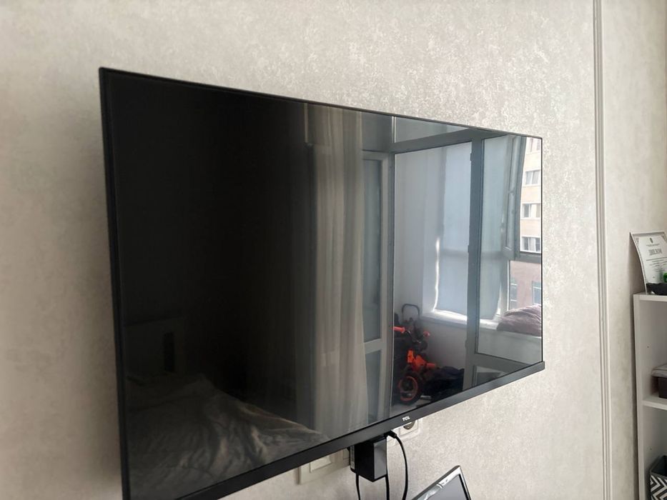 Телевизор TCL смарт