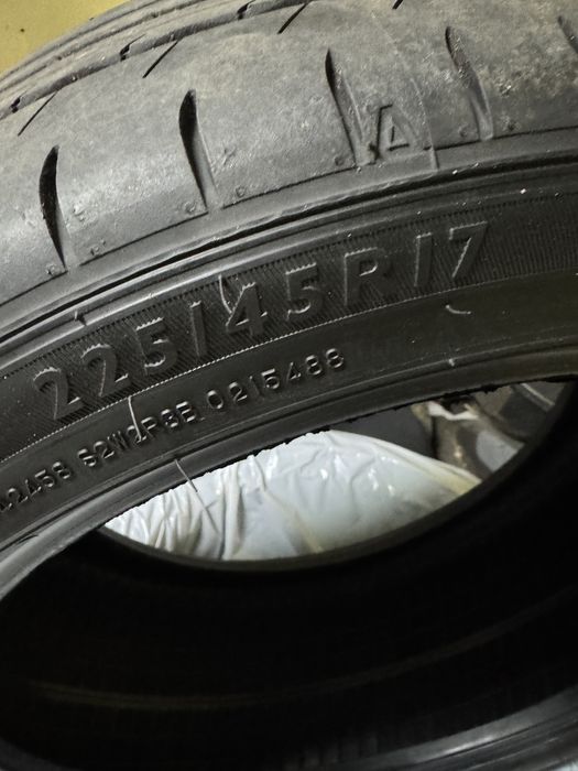 Dunlop SP SportMaxx050 225/45R17 91W DOT: 3725