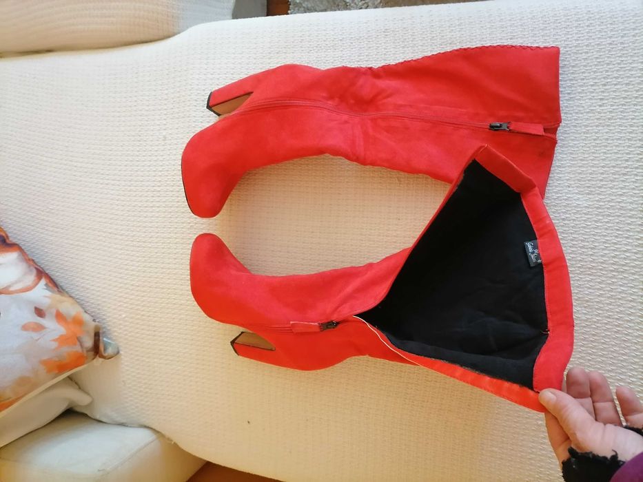 Червени Ботуши 38 и Нови бг Винени нови боти 40 номер