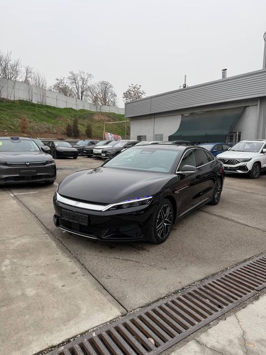 BYD han SMART 605km 2025yil. Srochna sotiladi.
