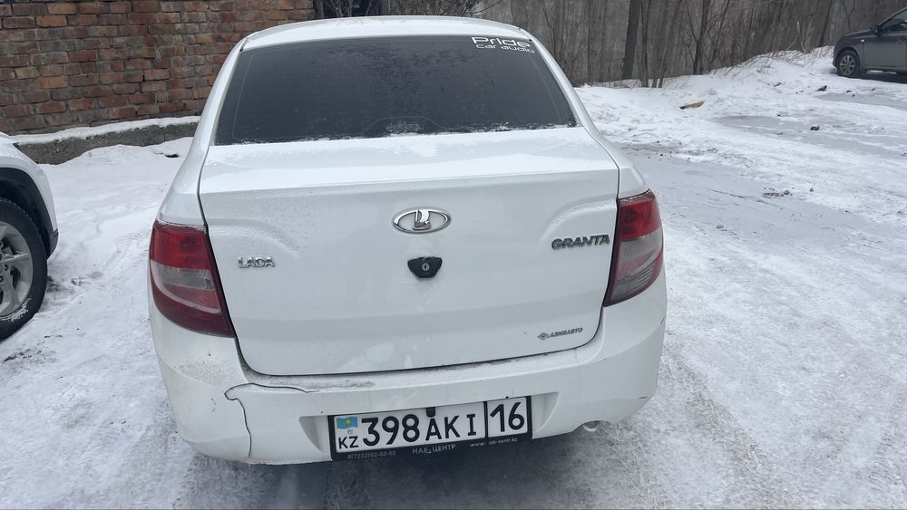 Машина лада гранта 2018