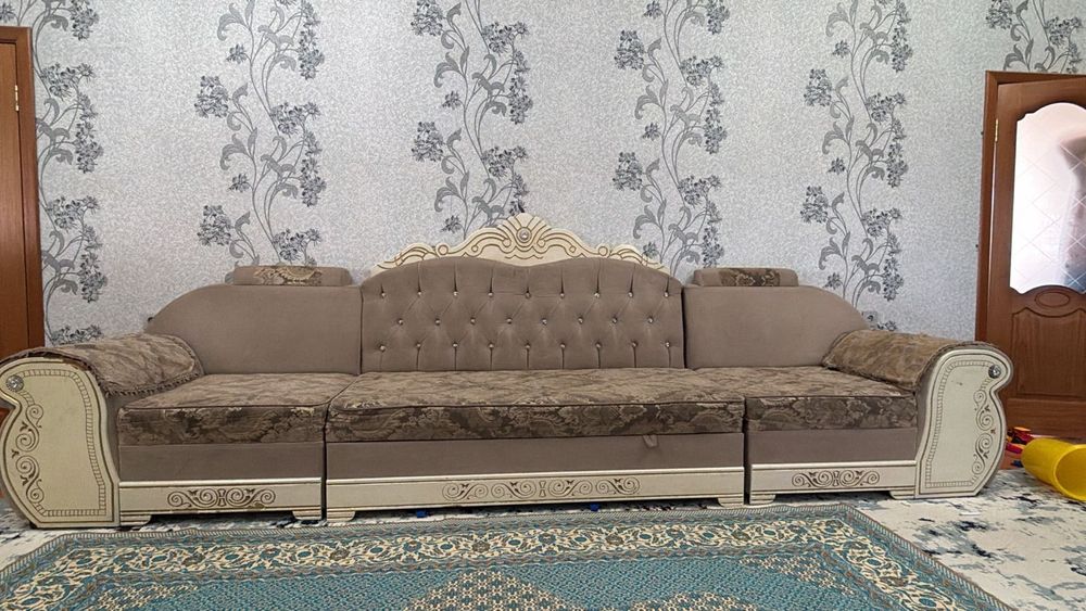 Диван для гостинной