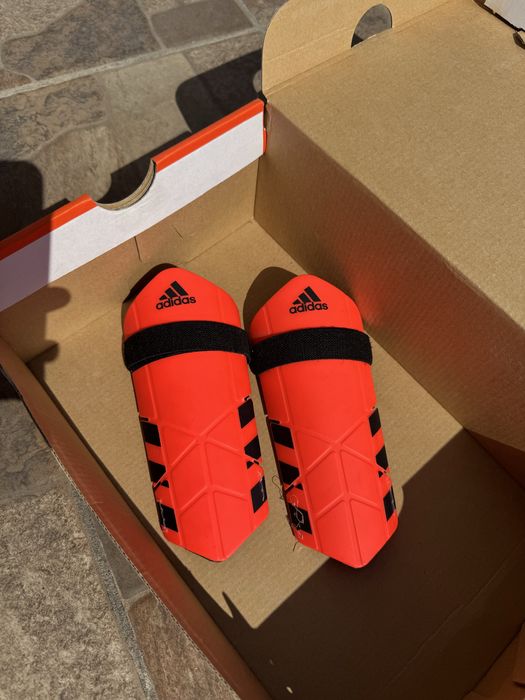 Продавам бутонки NIKE MERCURIAL Superfly 6