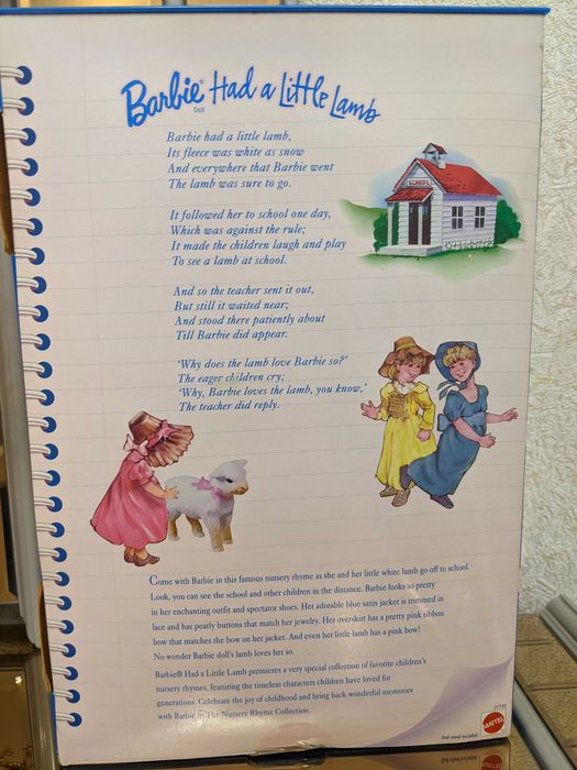 Барби и маленький ягнонок